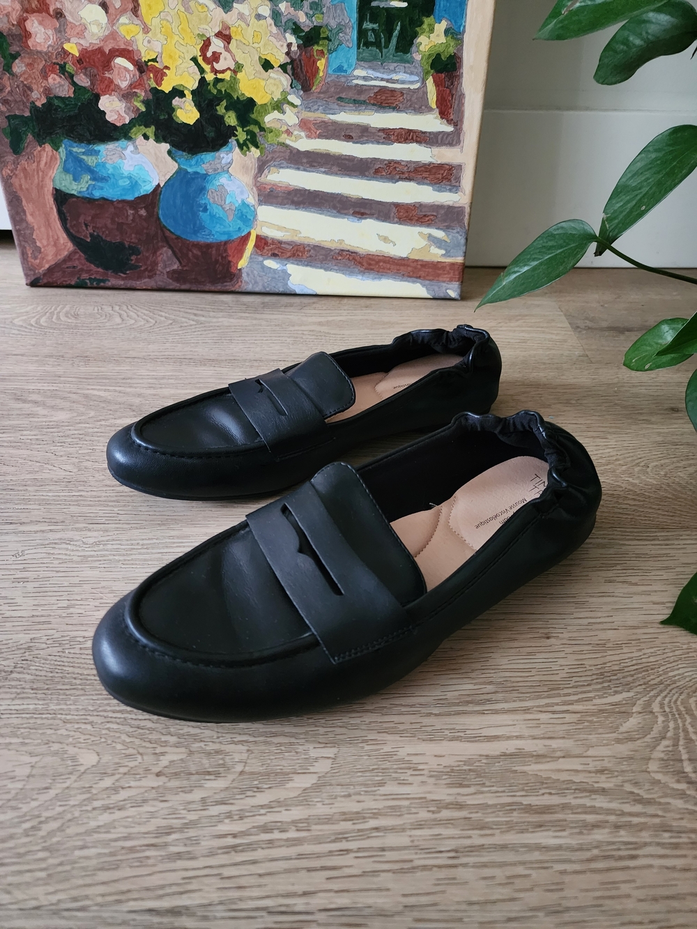 Time and Tru Black Memory Foam Loafers Size 9 | Soft Comfort Flats